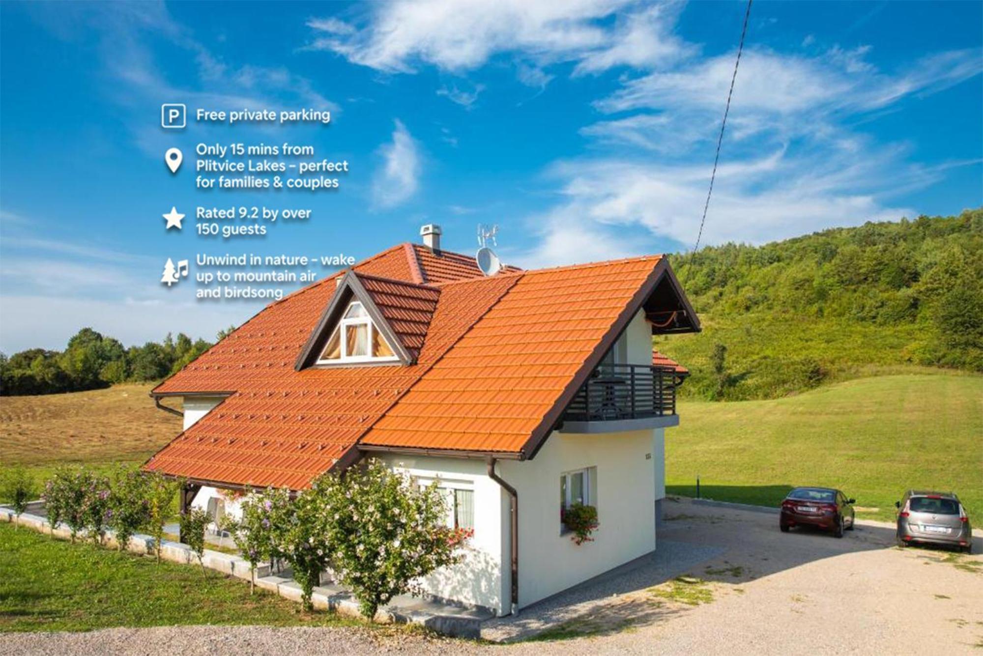 Apartmani Leptir Rakovica Buitenkant foto